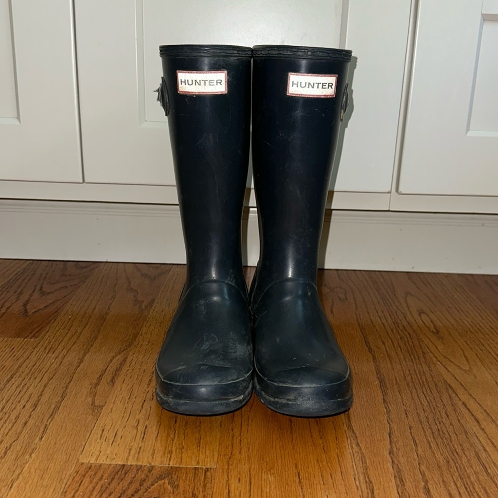 HUNTER Youth Navy Wellies - size 3 big kids